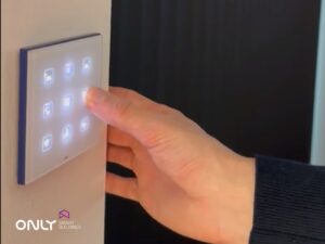 How home automation works - ONLY Smart Buildings control panel